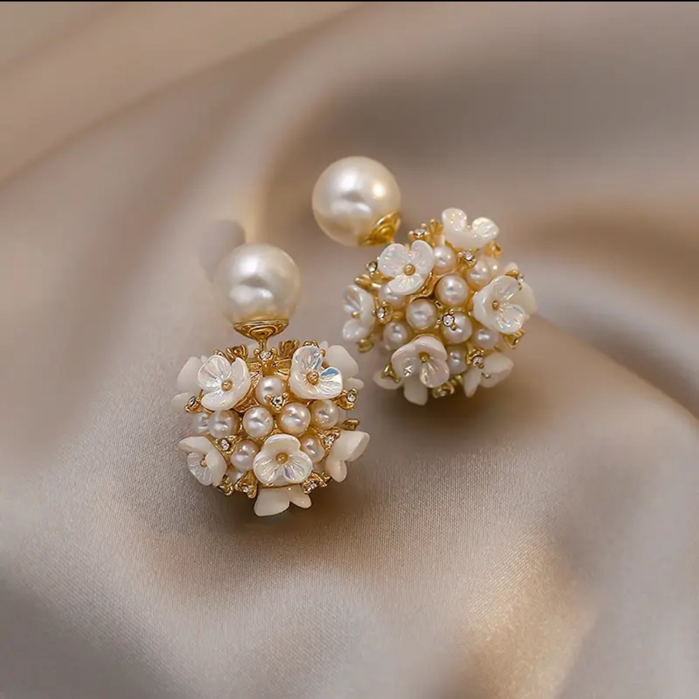 Elegant unique earrings